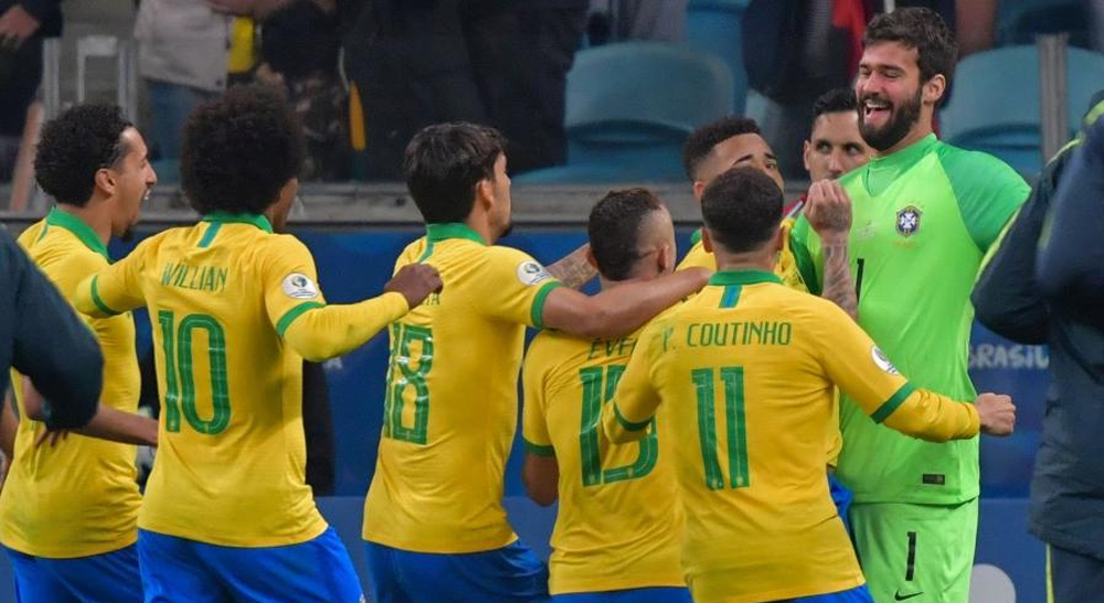 camisetas da Seleção Brasileira